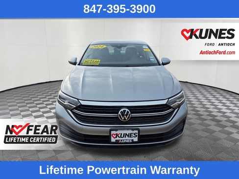 Used 2024 Volkswagen Jetta S image 2