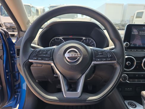 Used 2024 Nissan Sentra SV image 29