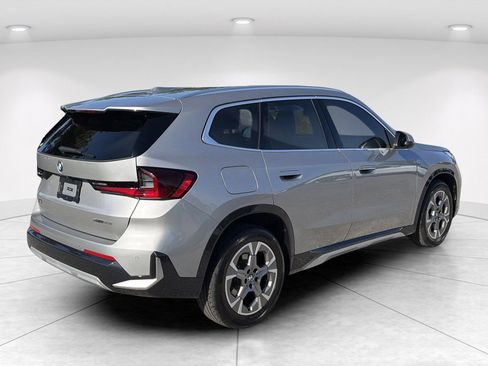 Certified 2025 BMW X1 xDrive28i AWD/4WD image 4