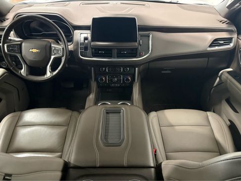 Used 2024 Chevrolet Suburban LT w/ LT Signature Package AWD/4WD image 17