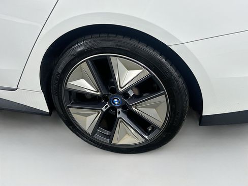 Used 2023 BMW i4 eDrive35 w/ Premium Package RWD image 11