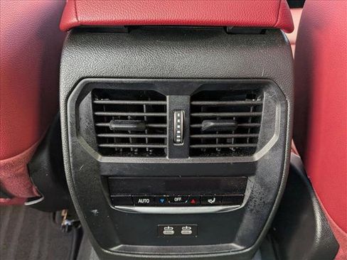 Used 2023 BMW 330i Sedan w/ Driving Assistance Package RWD image 17