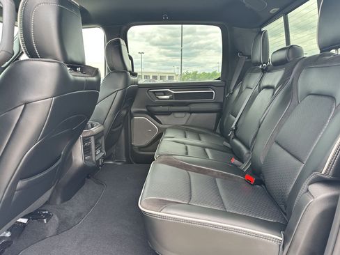 Used 2025 RAM 1500 Laramie AWD/4WD image 12