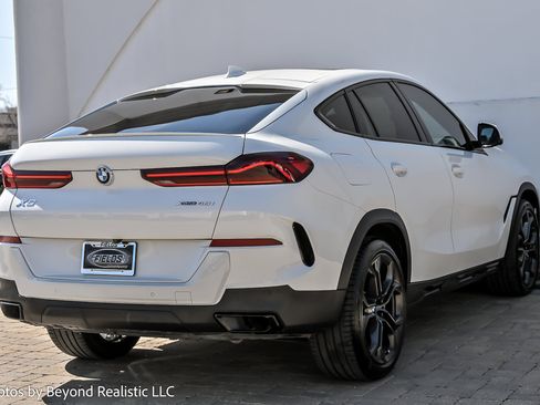 Used 2022 BMW X6 xDrive40i w/ Premium Package image 7