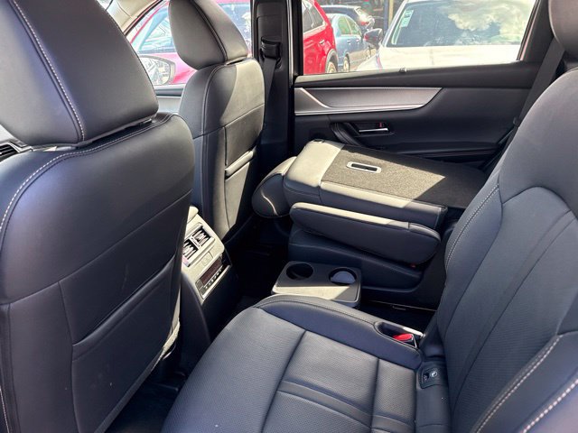 Used 2024 MAZDA CX-90 Plug-In Hybrid w/ Premium Pkg AWD/4WD image 7