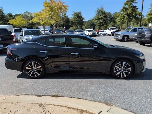 Used 2023 Nissan Maxima SV w/ Floor Mat Group image 3