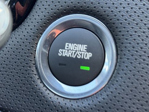 New 2025 Cadillac XT5 Luxury image 26