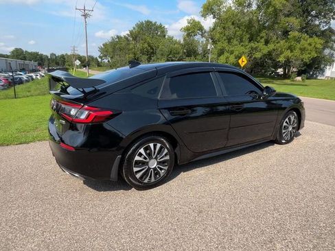 Used 2022 Honda Civic Sport Touring image 5