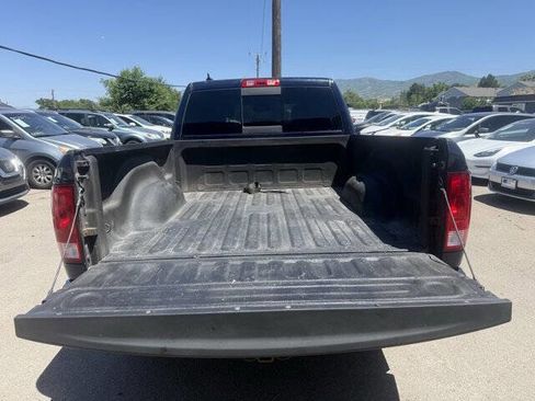 Used 2018 RAM 1500 Classic SLT AWD/4WD image 19