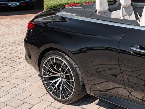 Used 2025 Mercedes-Benz CLE 53 AMG 4MATIC Cabriolet image 13
