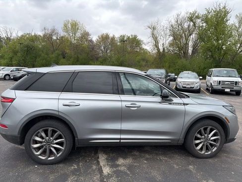 Used 2021 Lincoln Corsair AWD w/ Premium Package image 4