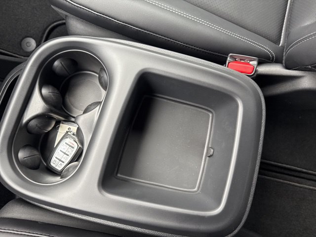 New 2026 Chrysler Pacifica Select AWD/4WD image 33