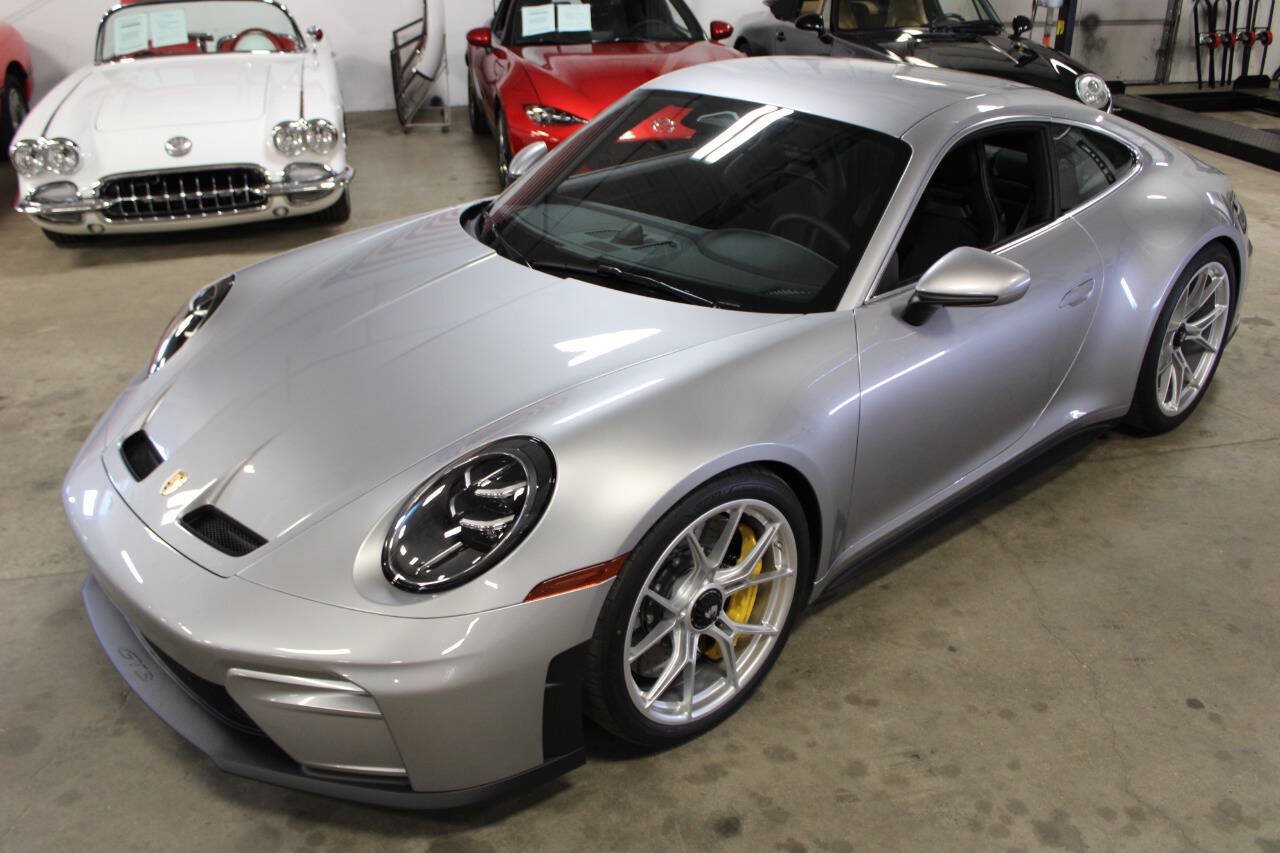 Used 2026 Porsche 911 GT3 RWD image 18