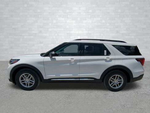 New 2025 Ford Explorer Active w/ Active Comfort Package image 5