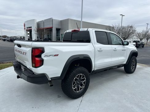 Used 2024 Chevrolet Colorado ZR2 image 10