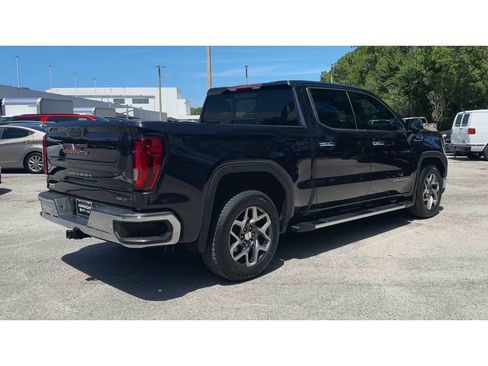 Certified 2022 GMC Sierra 1500 SLT w/ SLT Premium Plus Package RWD image 8