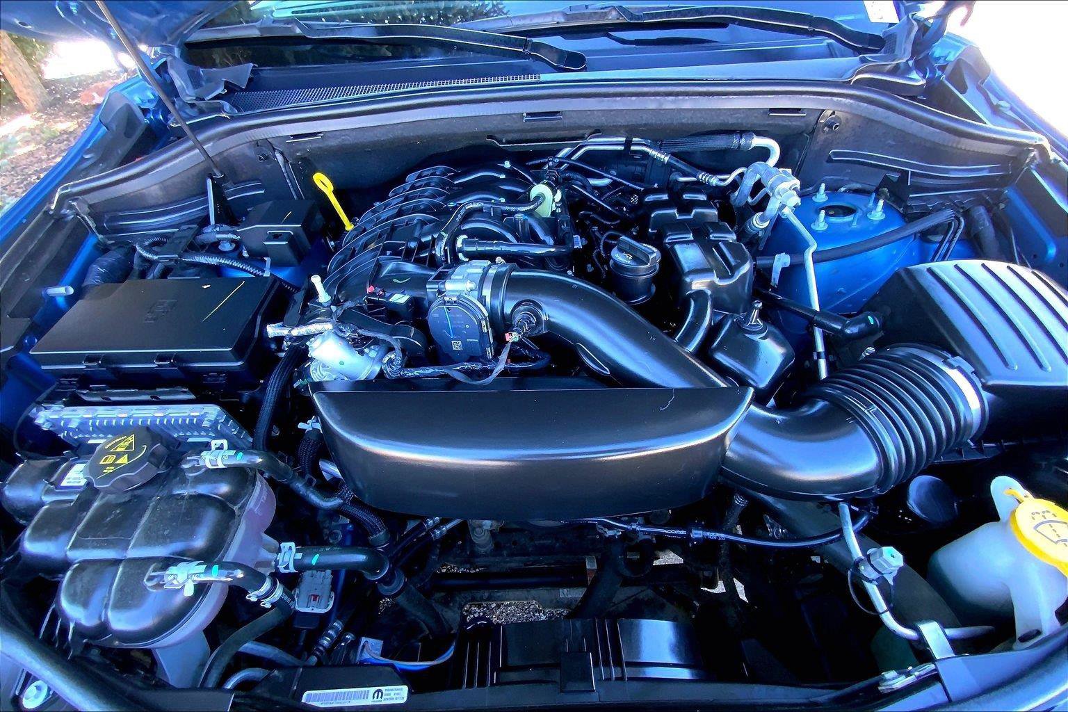Certified 2025 Dodge Durango GT AWD/4WD image 10