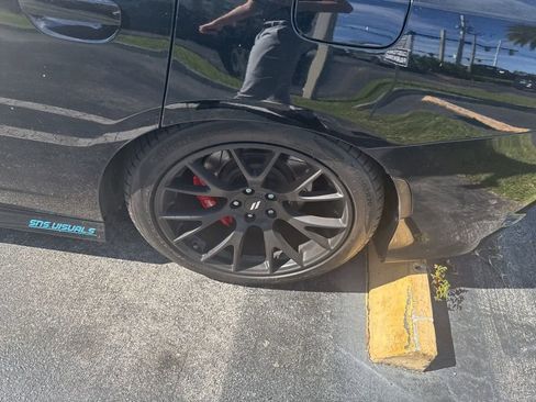 Used 2019 Dodge Charger Scat Pack w/ Dynamics Package image 6