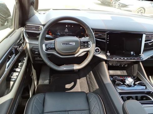 New 2026 Jeep Grand Wagoneer Summit AWD/4WD image 11