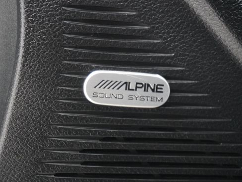 Used 2021 Dodge Challenger R/T Scat Pack RWD image 18