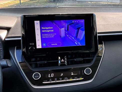 Used 2023 Toyota Corolla LE image 7