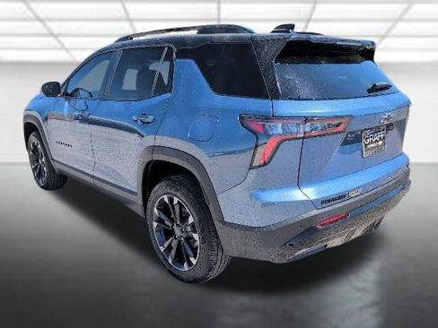 New 2026 Chevrolet Equinox RS w/ Convenience Package III FWD image 2