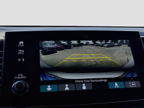 Used 2023 Honda Passport Elite image 16