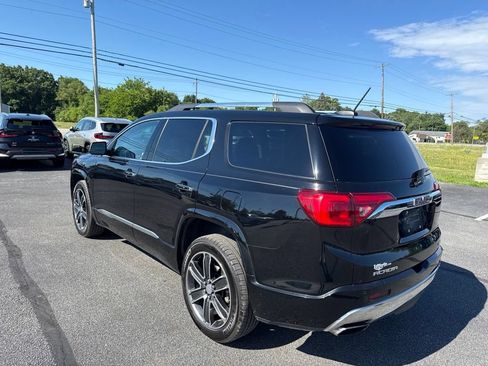 Used 2019 GMC Acadia Denali w/ Technology Package AWD/4WD image 5