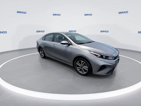 Used 2024 Kia Forte LXS image 2