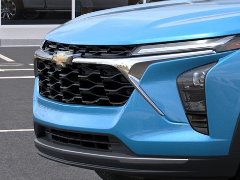 New 2026 Chevrolet Trax LT w/ Driver Confidence Package FWD image 13