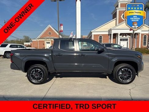 Certified 2024 Toyota Tacoma TRD Sport image 4