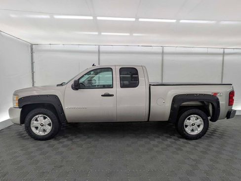 Used 2009 Chevrolet Silverado 1500 LT w/ Power Pack Plus image 3