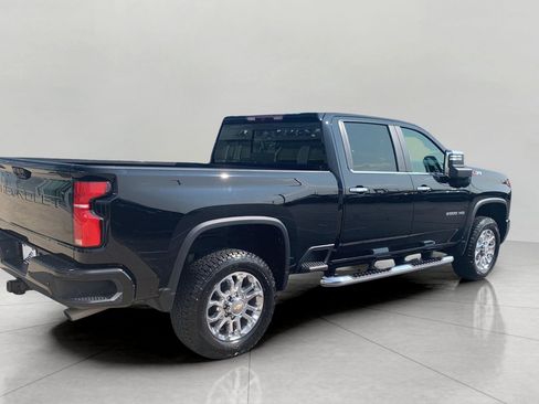 Certified 2025 Chevrolet Silverado 2500 LT w/ Z71 Chrome Sport Edition AWD/4WD image 7
