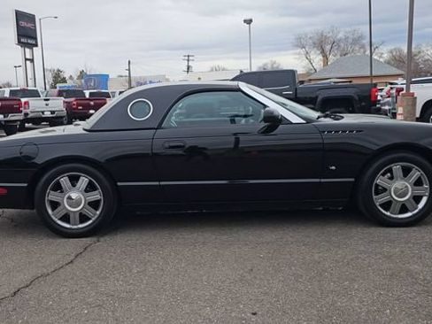 Used 2004 Ford Thunderbird RWD image 11