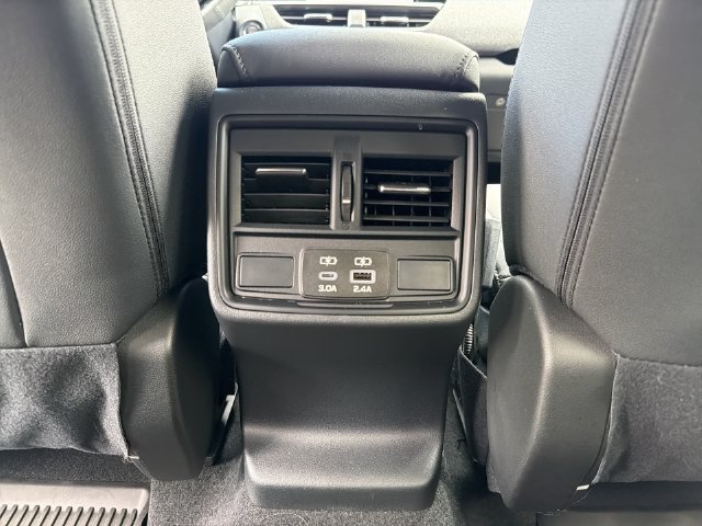 Certified 2026 Subaru Outback Premium w/ Premium/Limited Package 2 AWD/4WD image 37