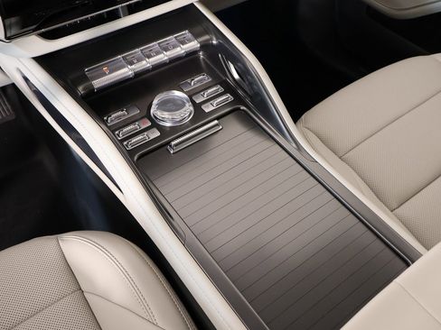 New 2026 Lincoln Nautilus Premier image 8