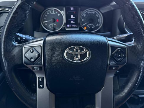 Used 2017 Toyota Tacoma SR5 w/ Tow Package image 24