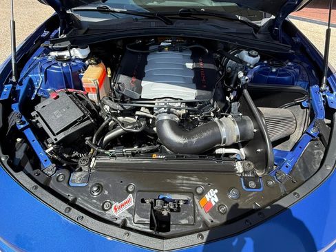 Used 2021 Chevrolet Camaro SS RWD image 24