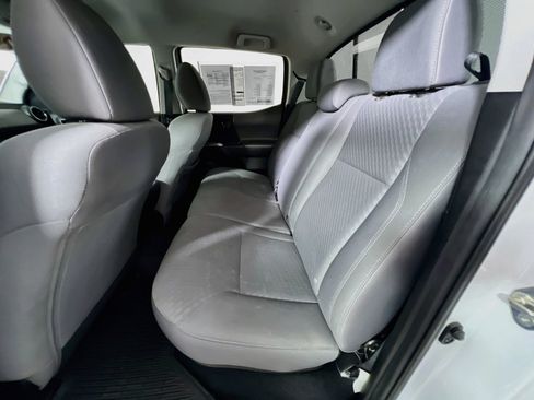Used 2021 Toyota Tacoma SR5 RWD image 27