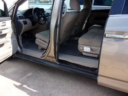 Used 2011 Honda Odyssey EX image 11