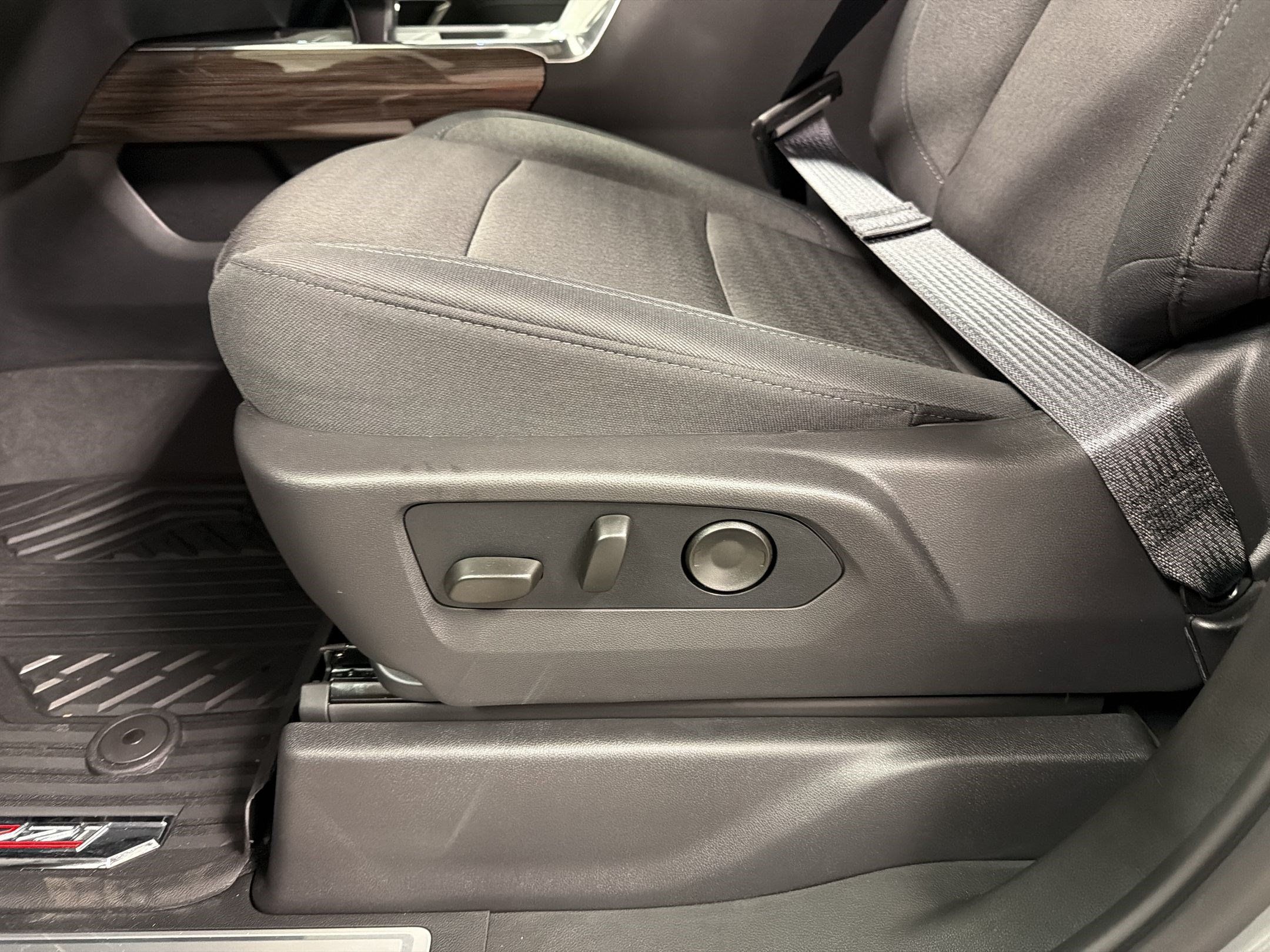 New 2026 Chevrolet Silverado 1500 RST AWD/4WD image 15