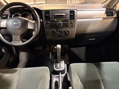 Used 2012 Nissan Versa 1.8 S FWD image 12