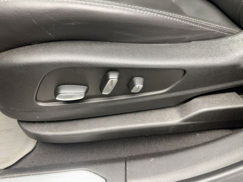 Used 2023 Cadillac XT5 Premium Luxury image 14