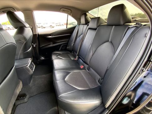 Used 2023 Toyota Camry XLE image 20
