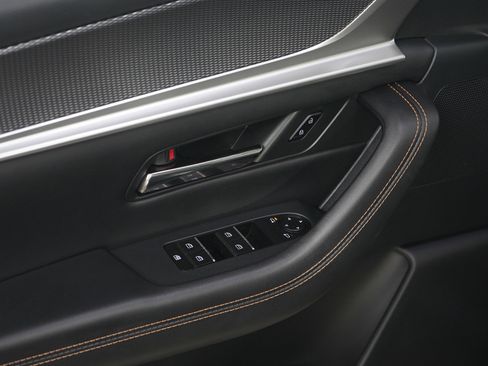 Certified 2024 MAZDA CX-90 Plug-In Hybrid w/ Premium Pkg image 23