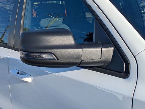 New 2026 RAM 1500 4x4 Crew Cab image 11