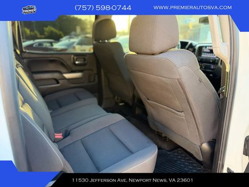 Used 2018 Chevrolet Silverado 1500 LT w/ All Star Edition AWD/4WD image 18
