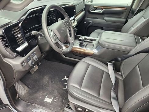 Used 2025 Chevrolet Silverado 1500 RST w/ RST All Star Premium Package image 8