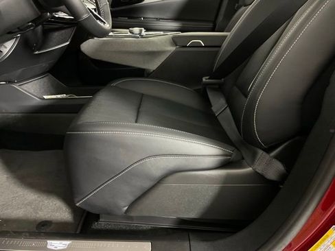 New 2025 Cadillac Optiq Sport 2 w/ LPO, ONYX Package AWD/4WD image 26