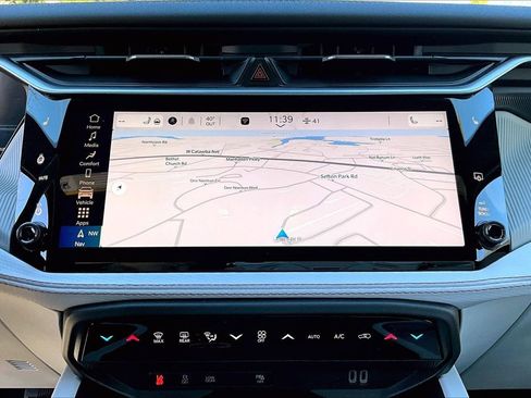 New 2026 Jeep Cherokee Limited image 13